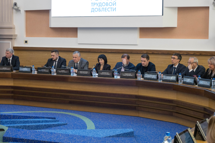 Ирина Константинова: «Особое внимание развитию города»